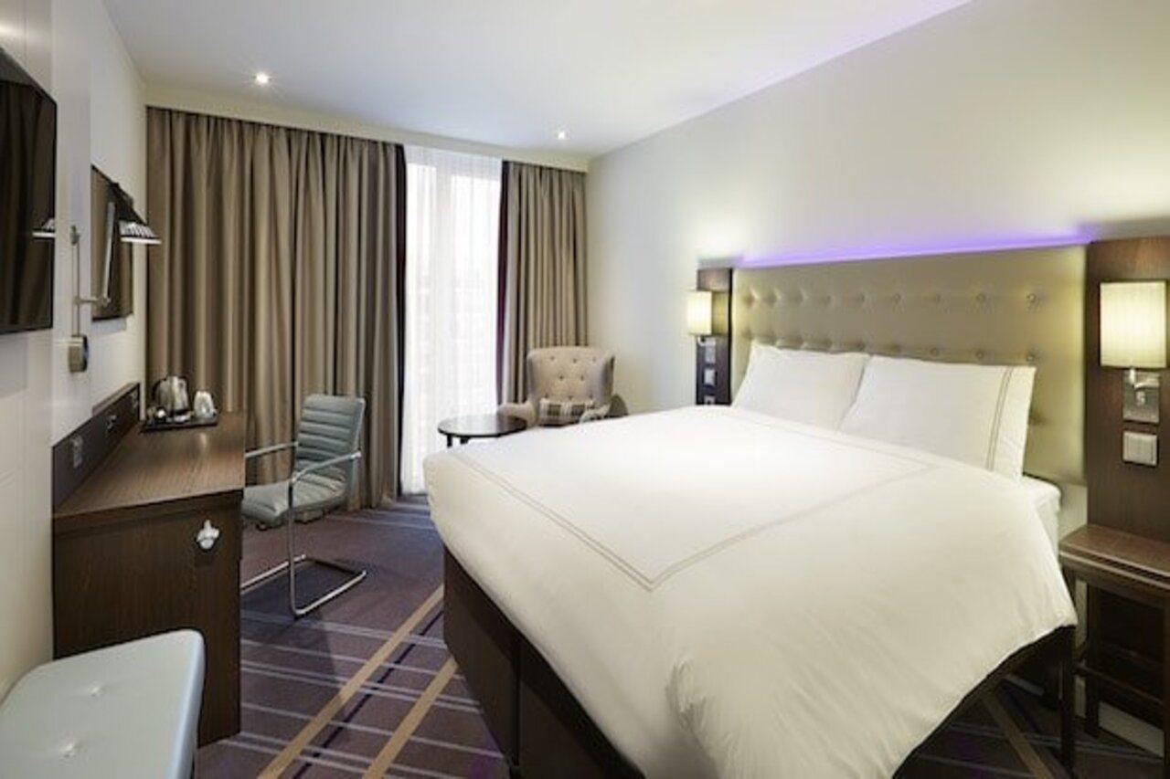 Premier Inn Duesseldorf City Friedrichstadt Zewnętrze zdjęcie
