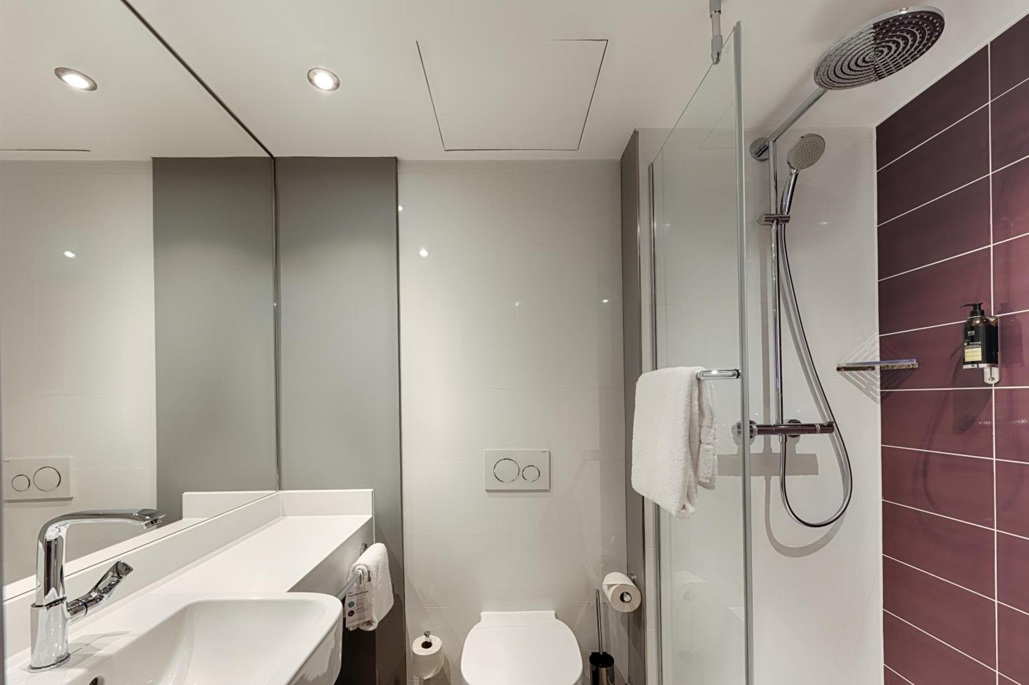 Premier Inn Duesseldorf City Friedrichstadt Zewnętrze zdjęcie